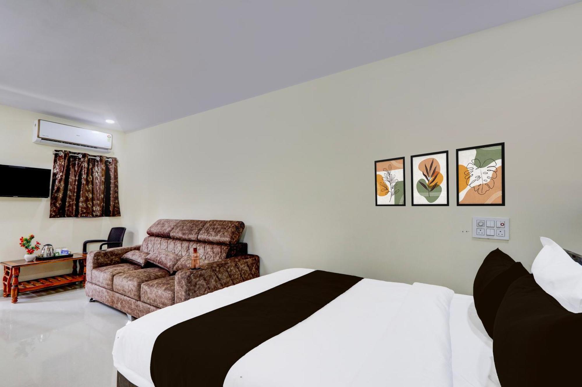 Hotel O Gk Grand Bibinagar 外观 照片