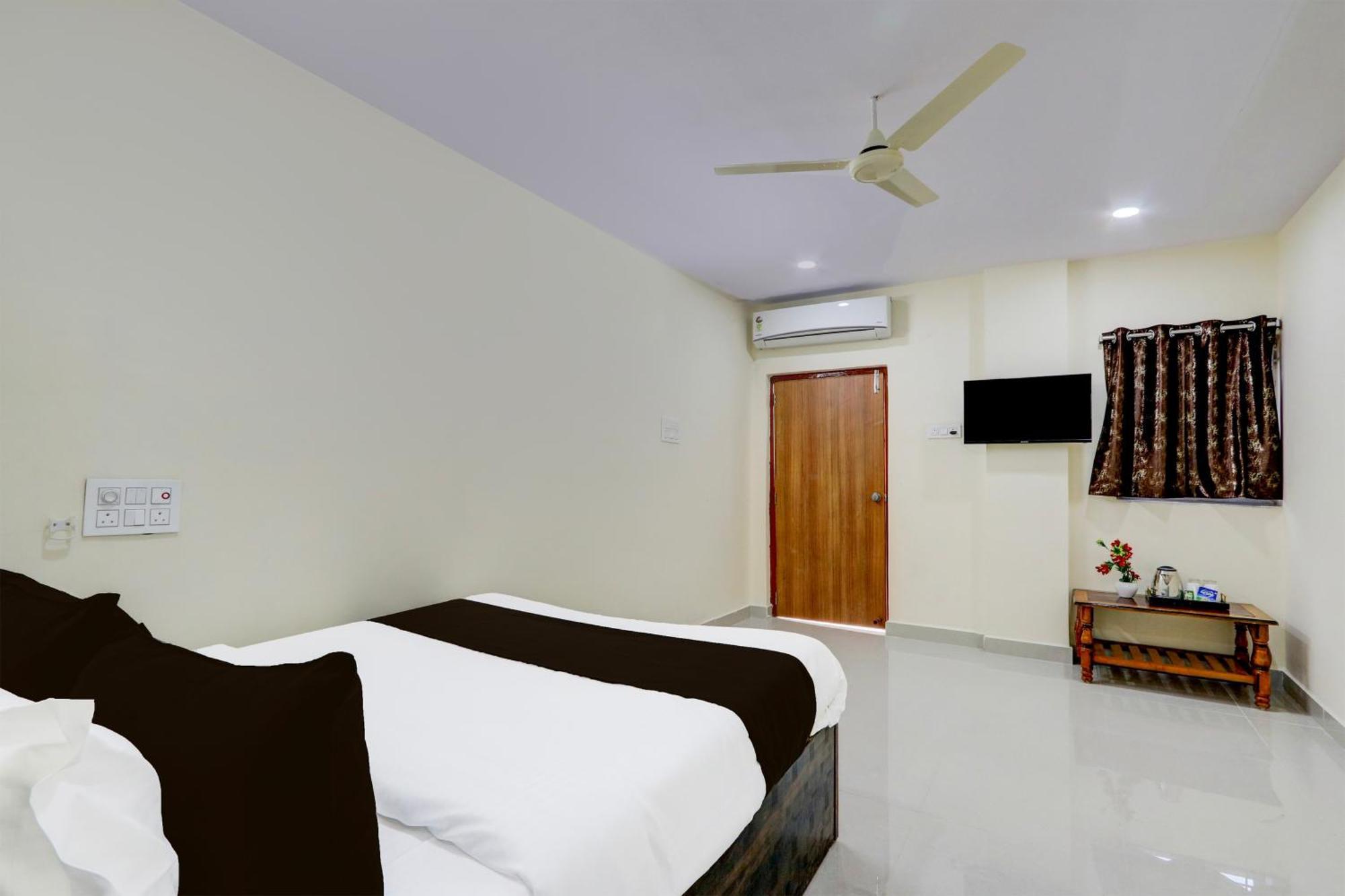 Hotel O Gk Grand Bibinagar 外观 照片