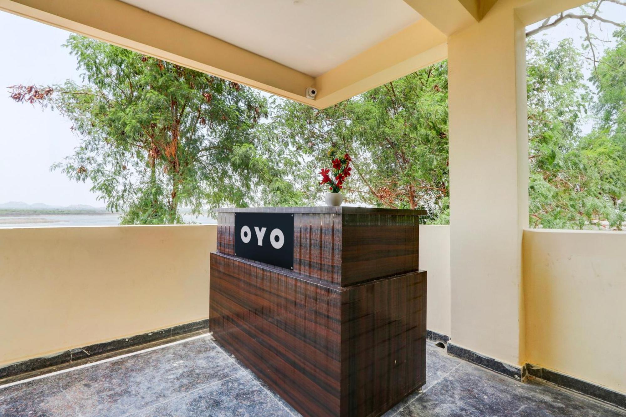 Hotel O Gk Grand Bibinagar 外观 照片